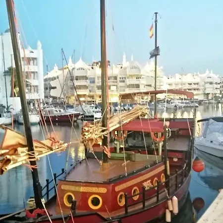 公寓 Helena 贝纳尔马德纳
